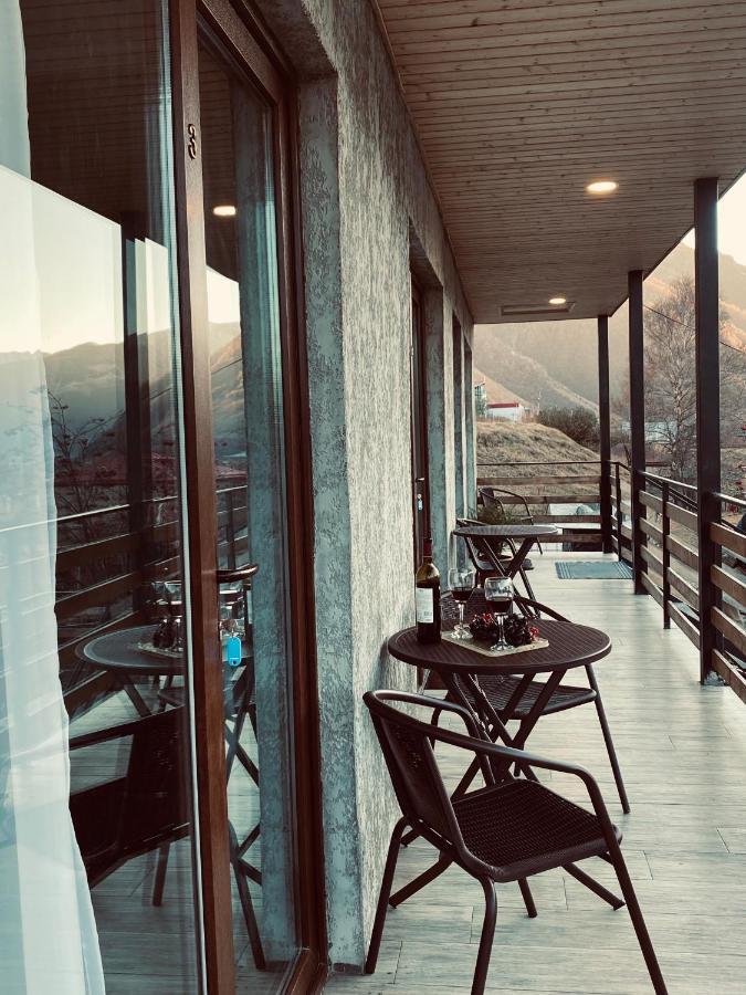 Guesthouse Relax In Kazbegi 外观 照片