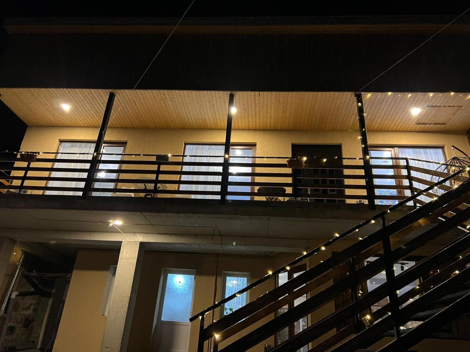 Guesthouse Relax In Kazbegi 外观 照片